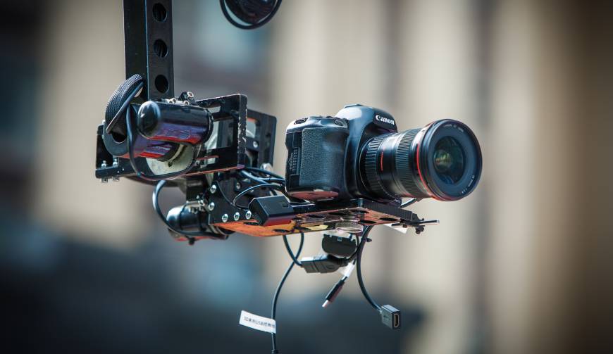 科技赋能生活：南京产品视频拍摄开启智能新时代